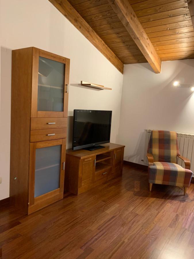 Atico Jaca Centro Apartment Екстериор снимка